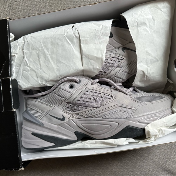 NWT Nike M2K Tekno Sp Atmosphere Grey Brand New Never Worn - Picture 2 of 5